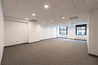 8 S Michigan Ave, Chicago, IL for lease Interior Photo- Image 2 of 3