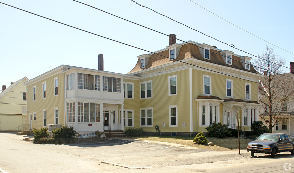 341 Hanover St, Manchester, NH for sale - Primary Photo - Image 1 of 1