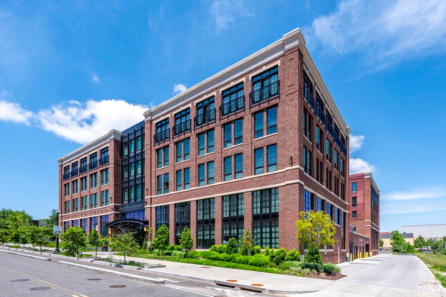 1900 C St SE, Washington, DC for lease - Building Photo - Image 2 of 11