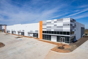 250 Gateway Center - Warehouse