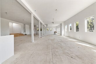 6600 Lexington Ave, Los Angeles, CA for lease Interior Photo- Image 1 of 7