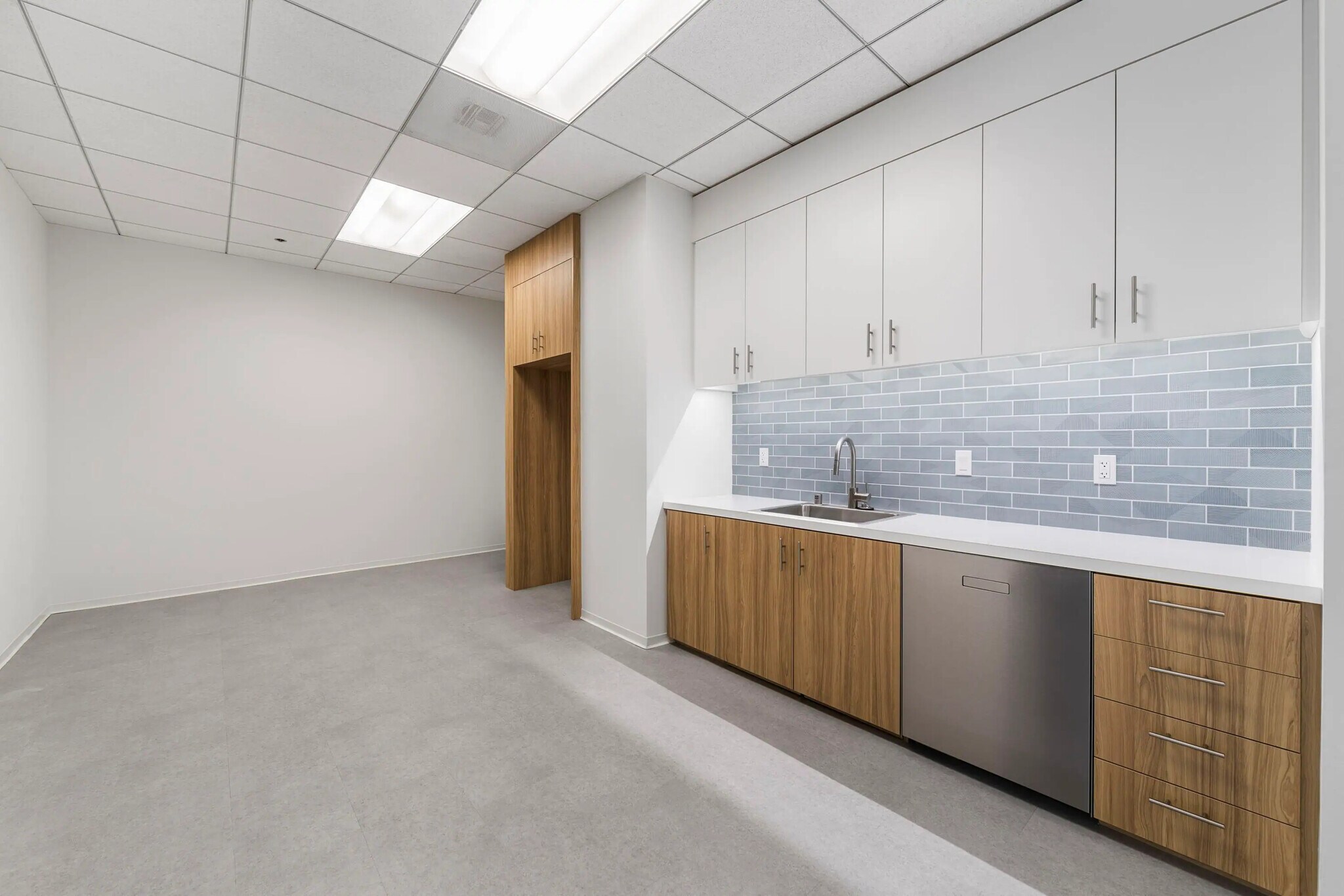 15635 Alton Pky, Irvine, CA for lease Interior Photo- Image 1 of 8