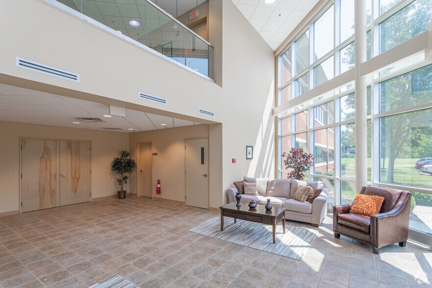 2520 Wrangle Hill Rd, Bear, DE for lease - Lobby - Image 2 of 2