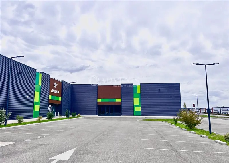 Retail in Anse for lease - Building Photo - Image 3 of 3