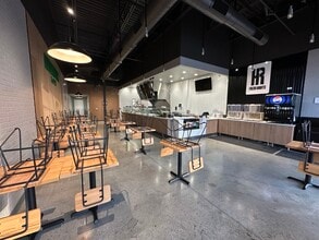 1910-2040 W 31st St, Lawrence, KS for lease Interior Photo- Image 1 of 7