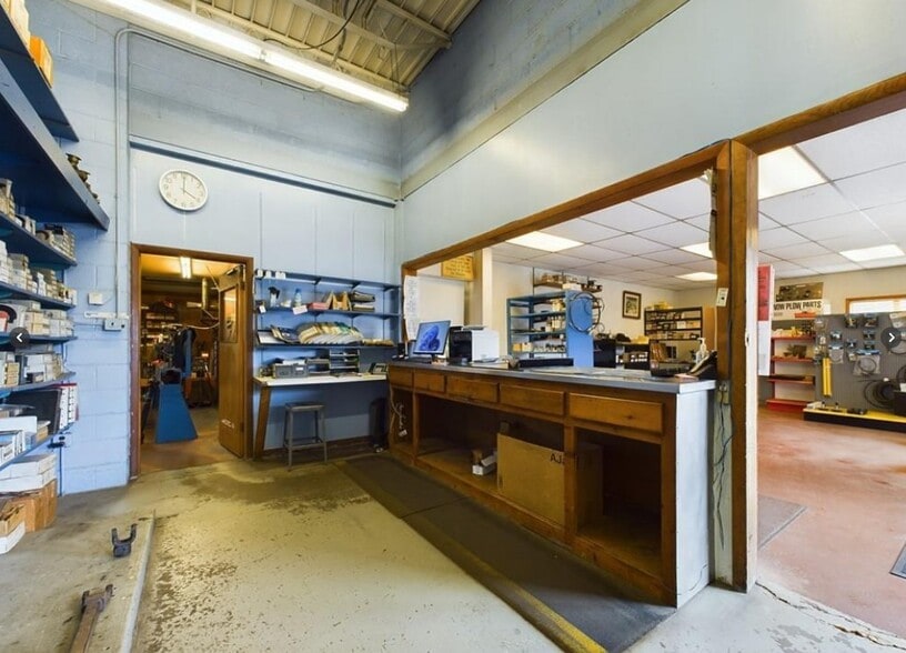 431 S Union St, Olean, NY for lease - Interior Photo - Image 3 of 6