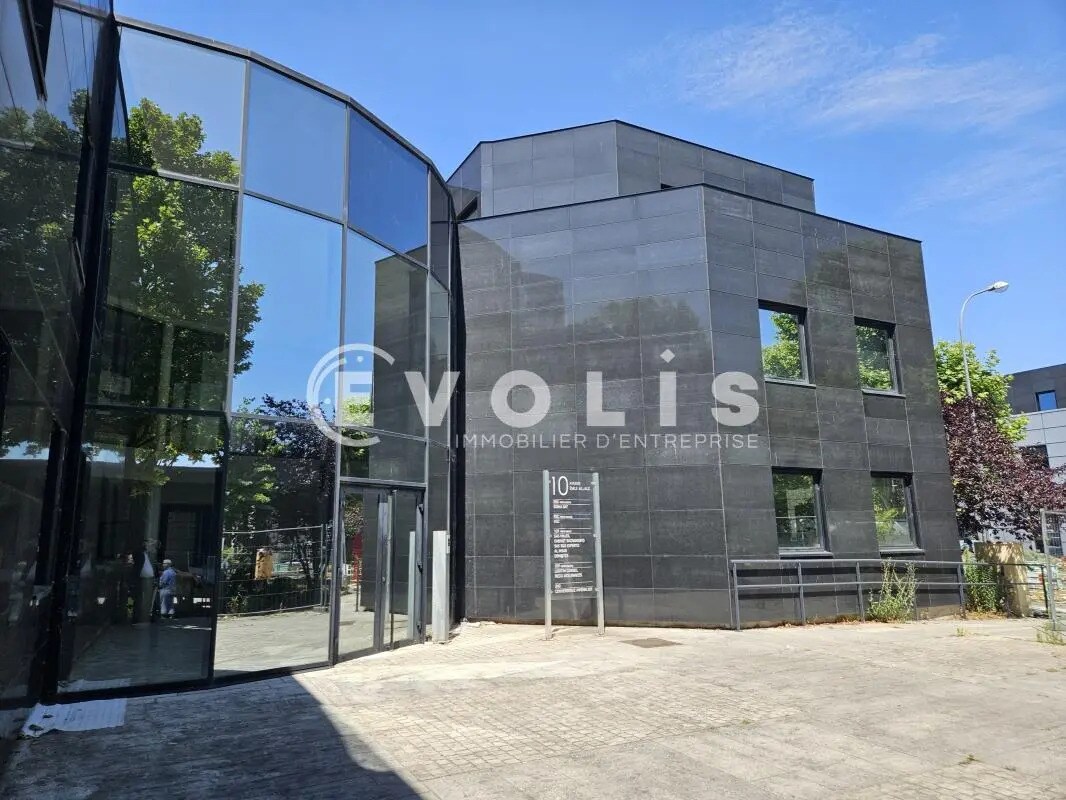 Office in Grigny for sale Building Photo- Image 1 of 12