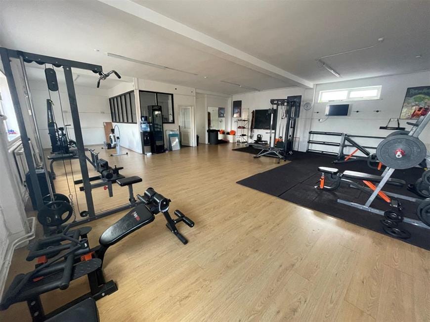 12 Wooler St, Darlington for lease Interior Photo- Image 1 of 2