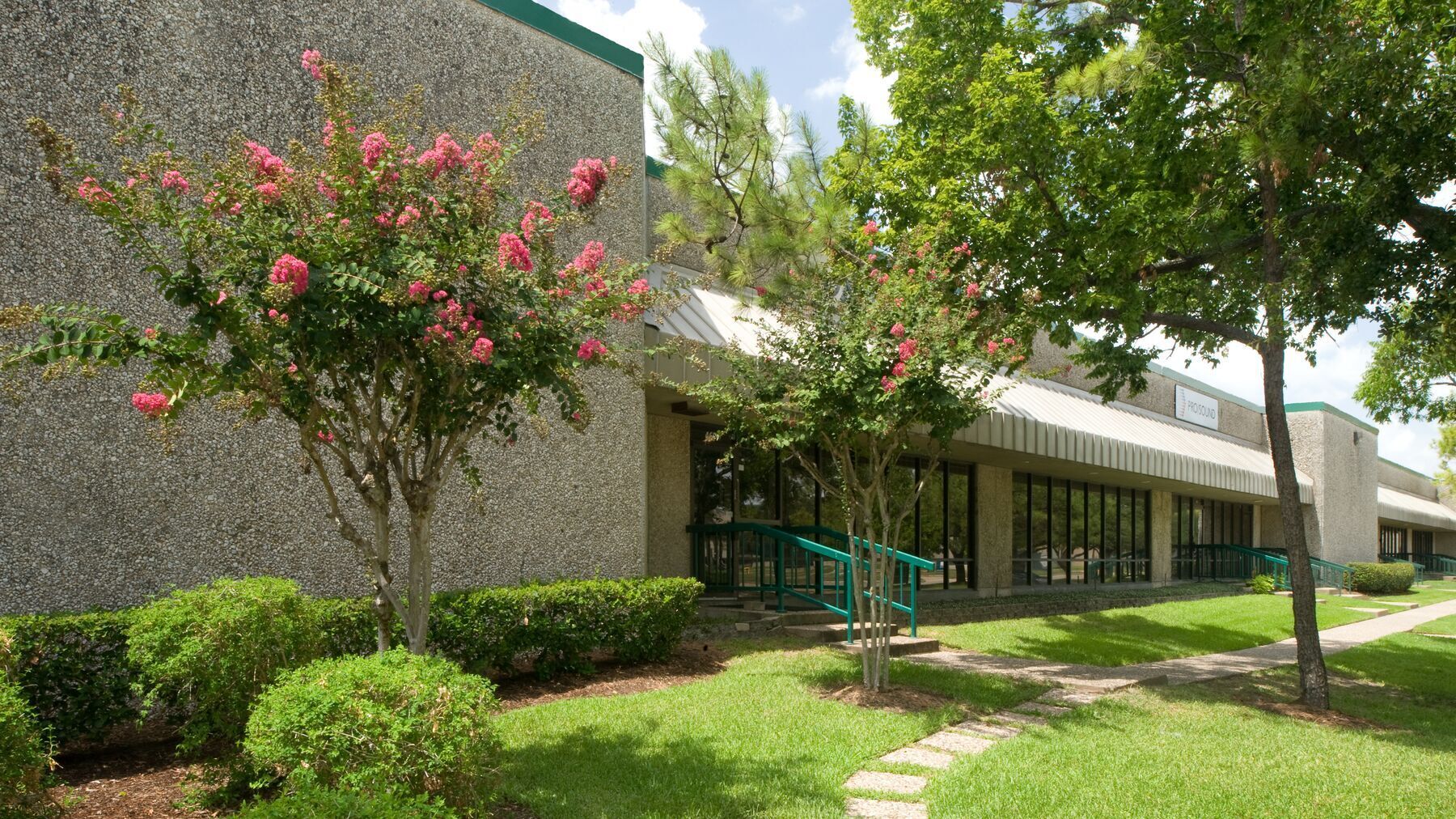 3701-3749 Yale St, Houston, TX for lease Building Photo- Image 1 of 12