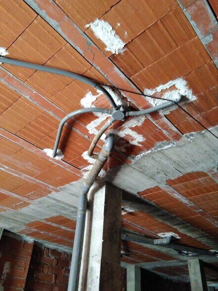 Retail in Casar de Cáceres for lease - Building Photo - Image 3 of 8