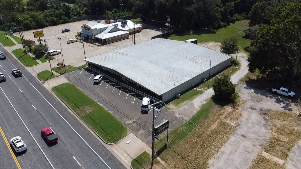 3046 W Gentry Pky, Tyler, TX for sale - Building Photo - Image 1 of 11