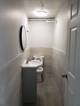 542 West Ave, Norwalk, CT for sale Interior Photo- Image 1 of 5