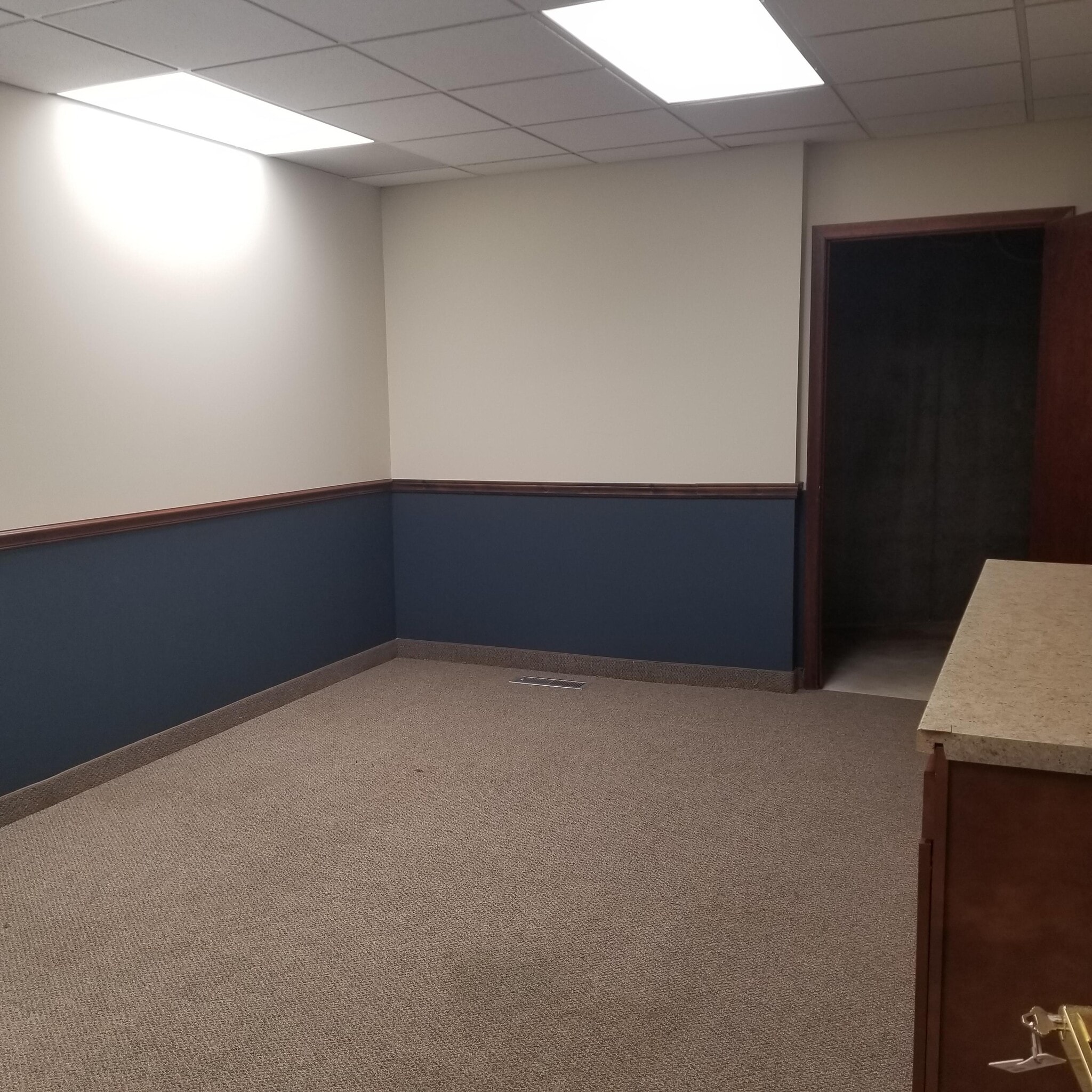 19232 Evans St NW, Elk River, MN for lease Building Photo- Image 1 of 4