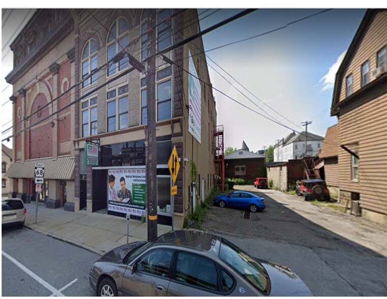 127 E Cunningham St, Butler, PA for sale - Building Photo - Image 1 of 1