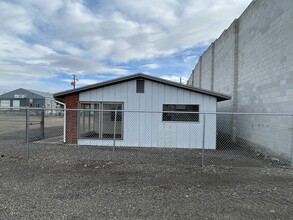 710 S Oregon St, Ontario, OR for lease Building Photo- Image 1 of 12