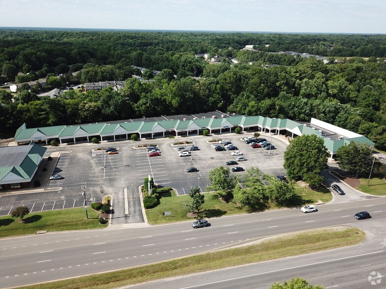 10401-10461 Midlothian Tpke, Richmond, VA for lease - Aerial - Image 1 of 14