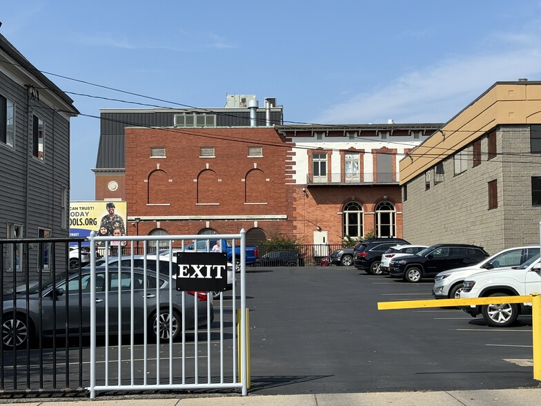 135 W Tupper St, Buffalo, NY for lease - Building Photo - Image 1 of 10