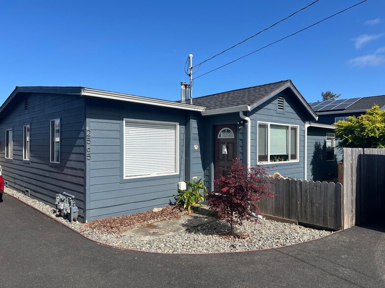 2565 Todd Ct, Arcata, CA for sale - Building Photo - Image 2 of 40