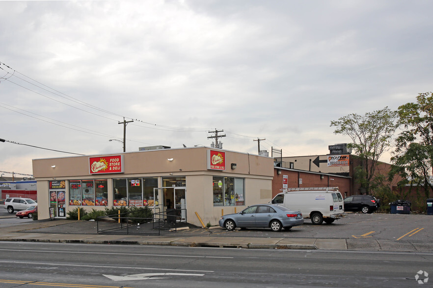 233 North Ave, Bridgeport, CT for sale - Primary Photo - Image 1 of 1