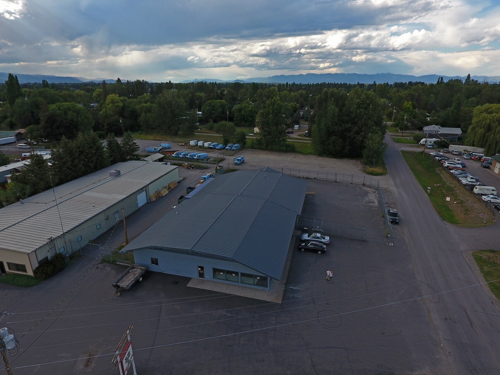 1641 Mt-35 Hwy, Kalispell, MT for sale Primary Photo- Image 1 of 1