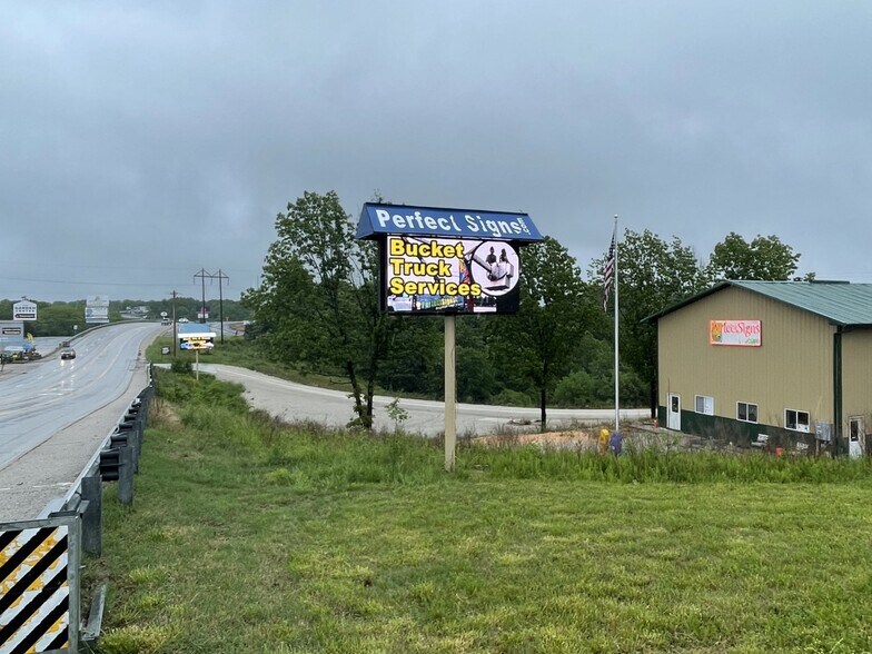 8953 E State Highway 76, Branson West, MO for sale - Building Photo - Image 1 of 1