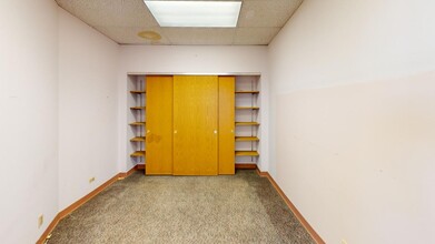 3115 N Wilke Rd, Arlington Heights, IL for lease Building Photo- Image 2 of 16