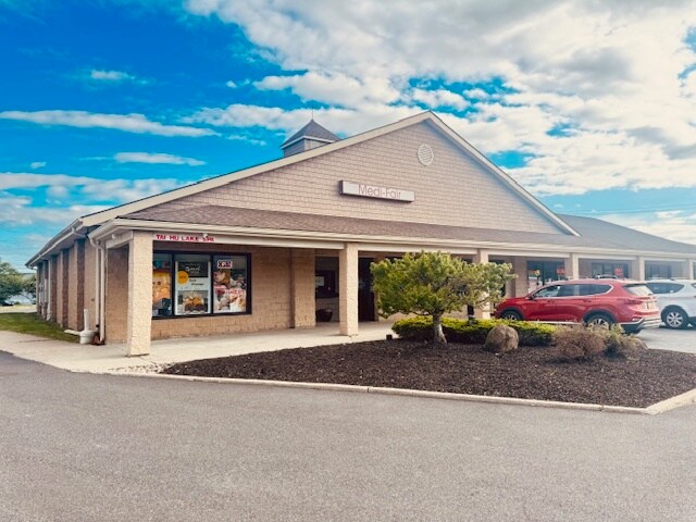 670 E Route 211, Middletown, NY for lease Building Photo- Image 1 of 18