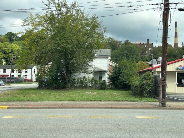 515 N Pittsburgh St, Connellsville, PA for sale - Building Photo - Image 2 of 4