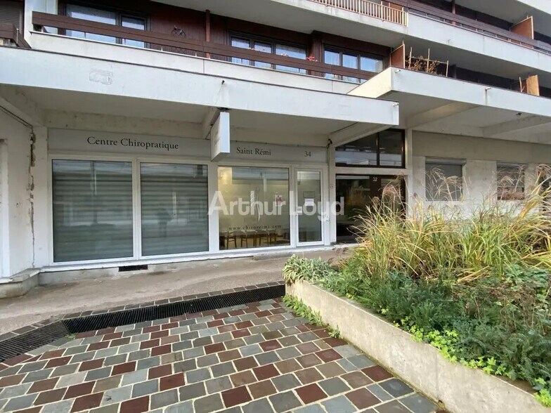 Office in Reims for lease - Building Photo - Image 1 of 4