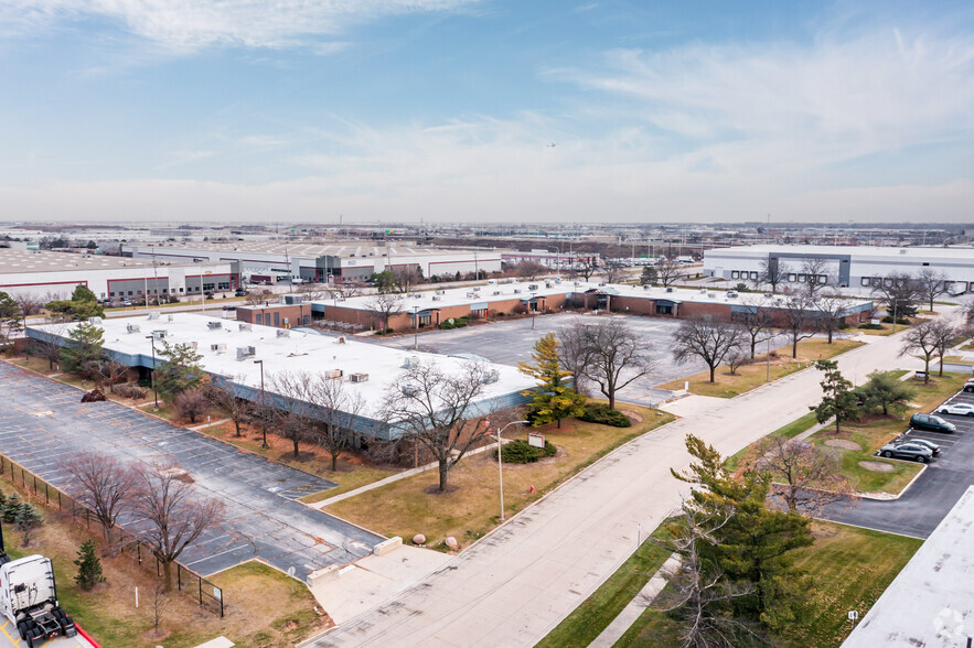 1101-1171 Tower Ln, Bensenville, IL for lease - Aerial - Image 2 of 4