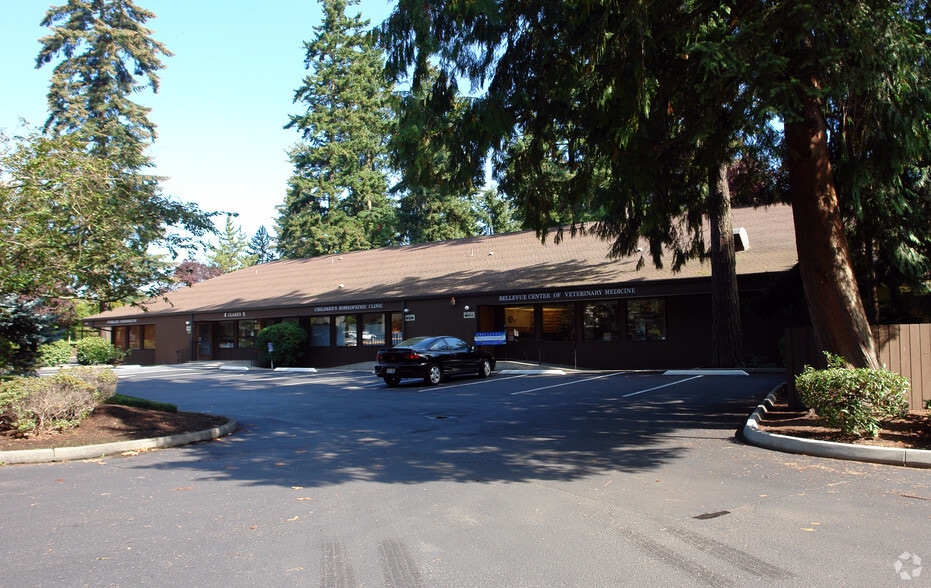15611 NE Bel Red Rd, Bellevue, WA for lease - Building Photo - Image 2 of 2
