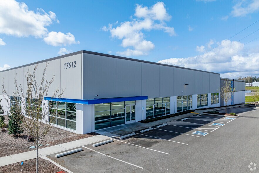 17612 E 50th Ave, Tacoma, WA for lease - Building Photo - Image 3 of 7