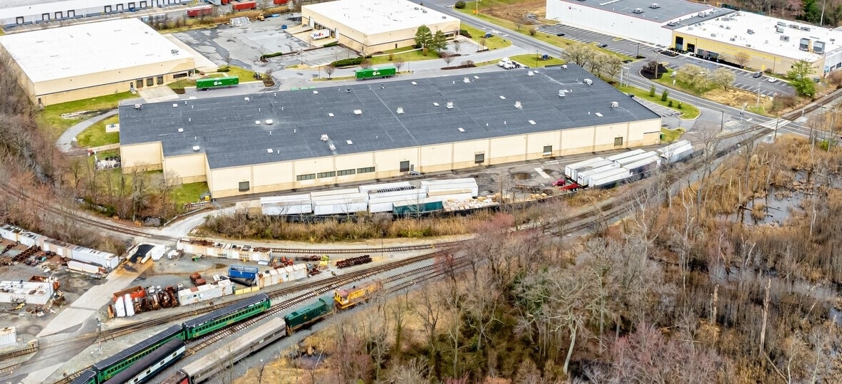 540 Pedricktown Rd, Swedesboro, NJ for lease Primary Photo- Image 1 of 2