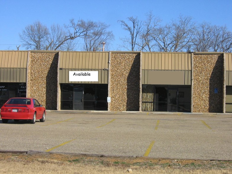 440 N Eastman Rd, Longview, TX for lease - Building Photo - Image 2 of 7