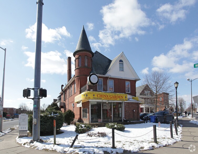 1 New Britain Ave, Hartford, CT 06106