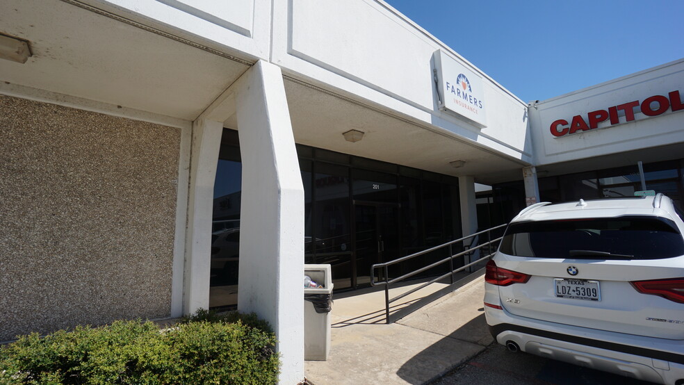 14611 MoPac Expy N, Austin, TX for lease - Building Photo - Image 2 of 8