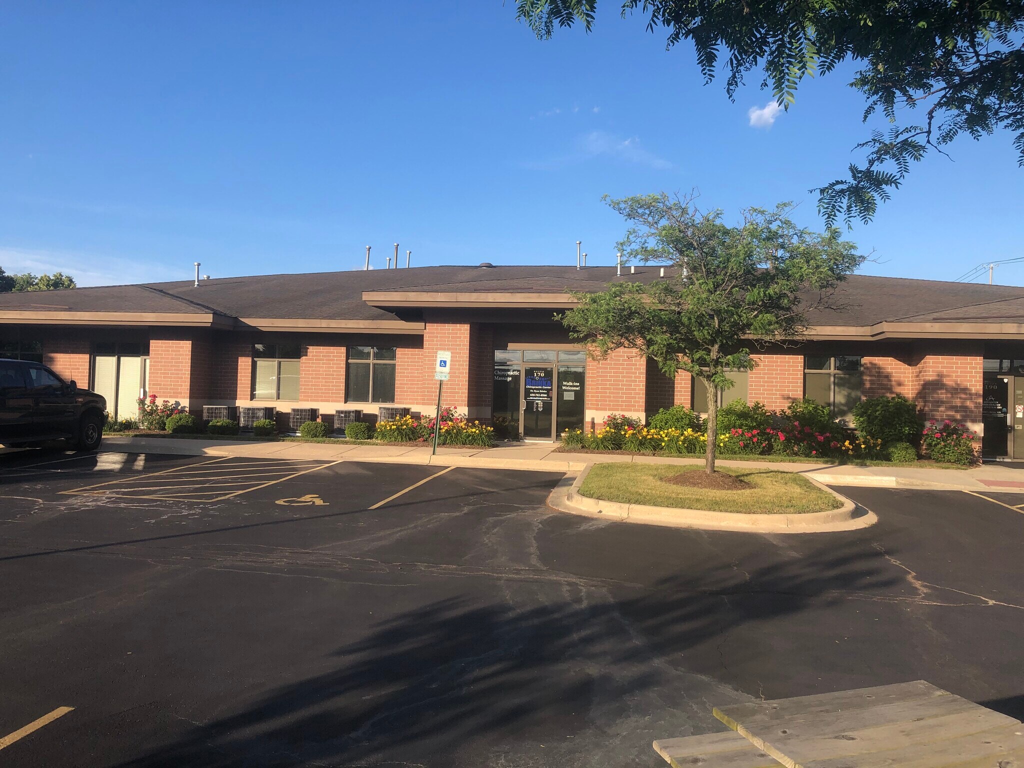 1049 E Wilson St, Batavia, IL for sale Building Photo- Image 1 of 1