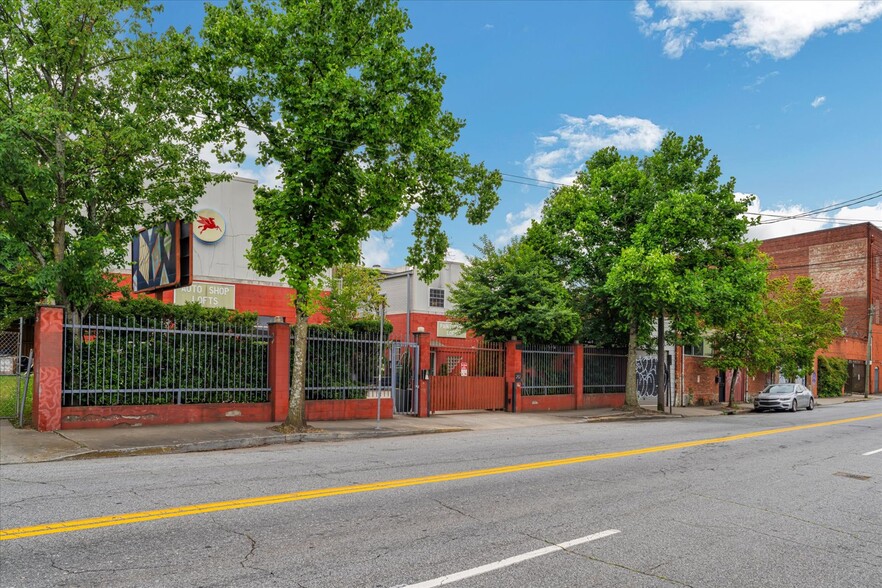 282 Walker St SW, Atlanta, GA for sale - Primary Photo - Image 1 of 58