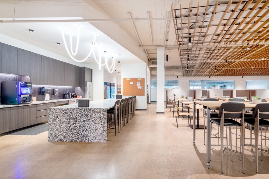 500 Taylor St, Fort Worth, TX for lease - Building Photo - Image 3 of 15