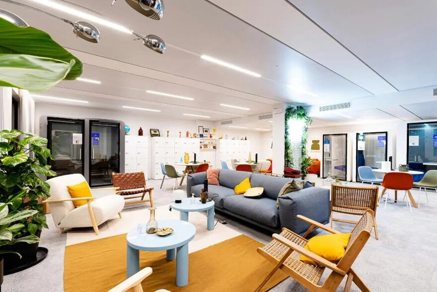 Boulevard Morland, Paris for lease - Interior Photo - Image 2 of 5