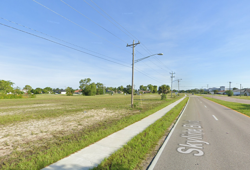 SW 1006 Skyline Blvd., Cape Coral, FL for sale - Building Photo - Image 3 of 3