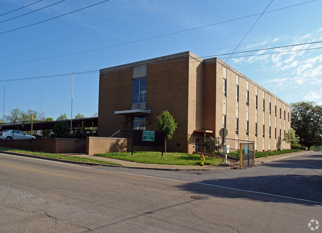 1426 Elm St, Knoxville, TN 37921