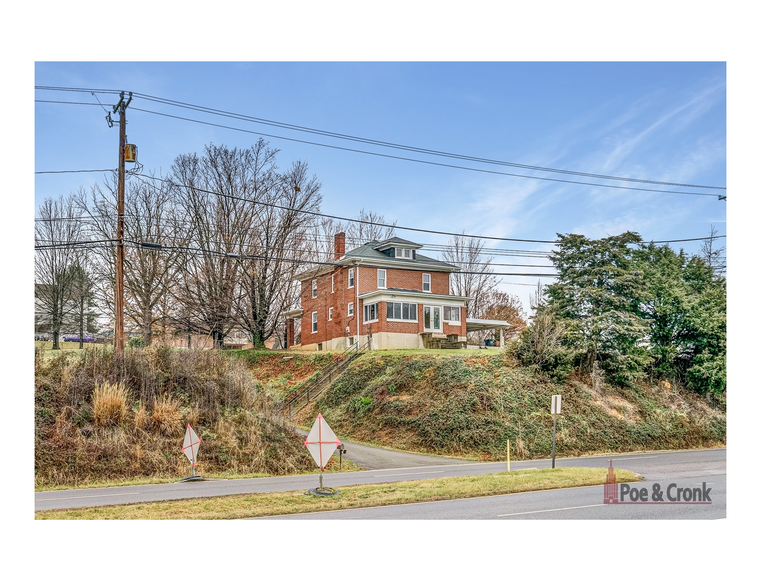 3024 Peters Creek Rd, Roanoke, VA for sale - Primary Photo - Image 1 of 1