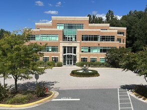 1984 Isaac Newton Sq W, Reston, VA for lease Building Photo- Image 1 of 6