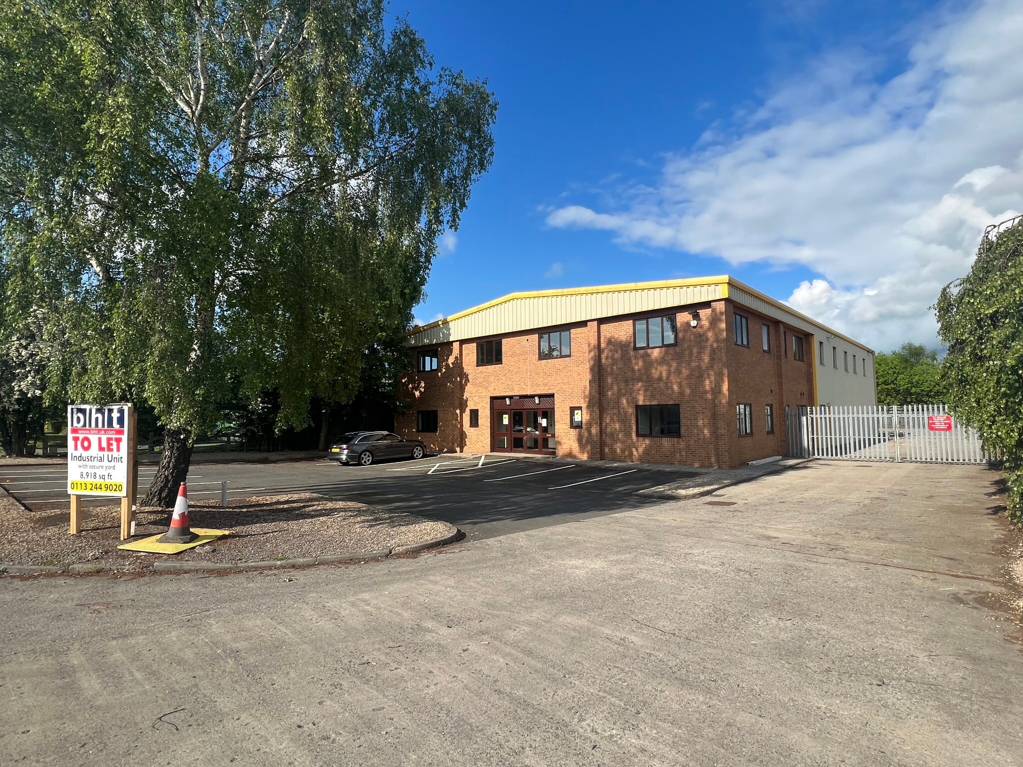 York Rd, Thirsk for sale Building Photo- Image 1 of 1