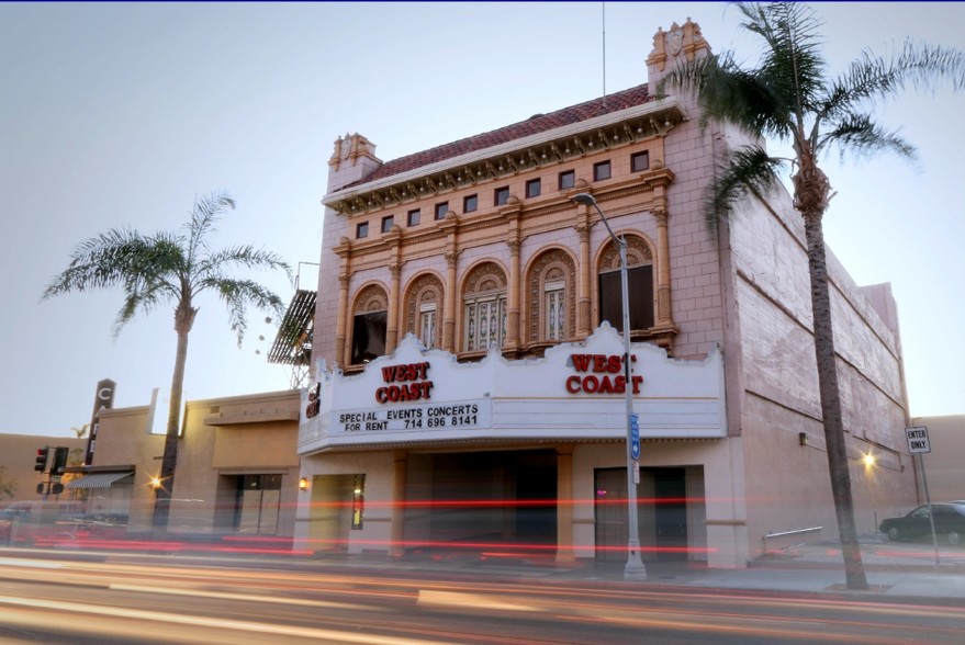 308 N Main St, Santa Ana, CA for sale - Primary Photo - Image 1 of 11