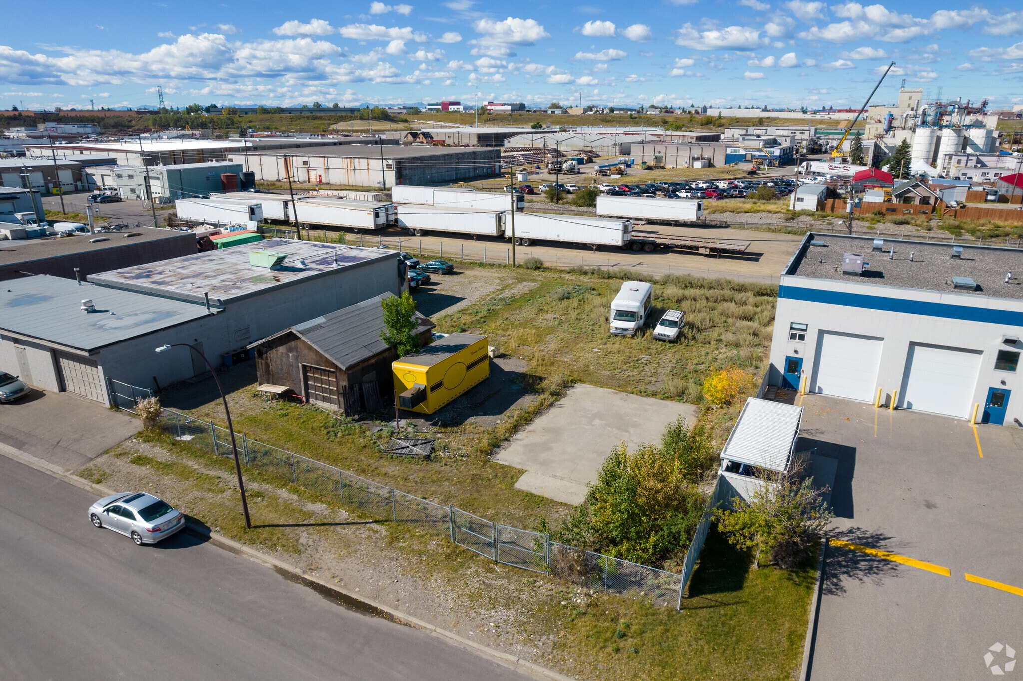 3619 15A St SE, Calgary, AB for sale Primary Photo- Image 1 of 1