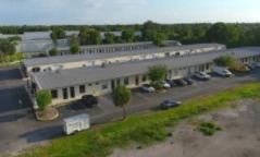 7040 15th St E, Sarasota, FL for lease - Building Photo - Image 3 of 4