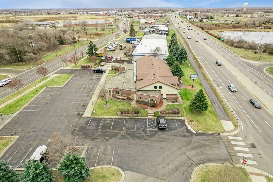 1260 Highway 25 S, Monticello, MN for sale - Building Photo - Image 3 of 4