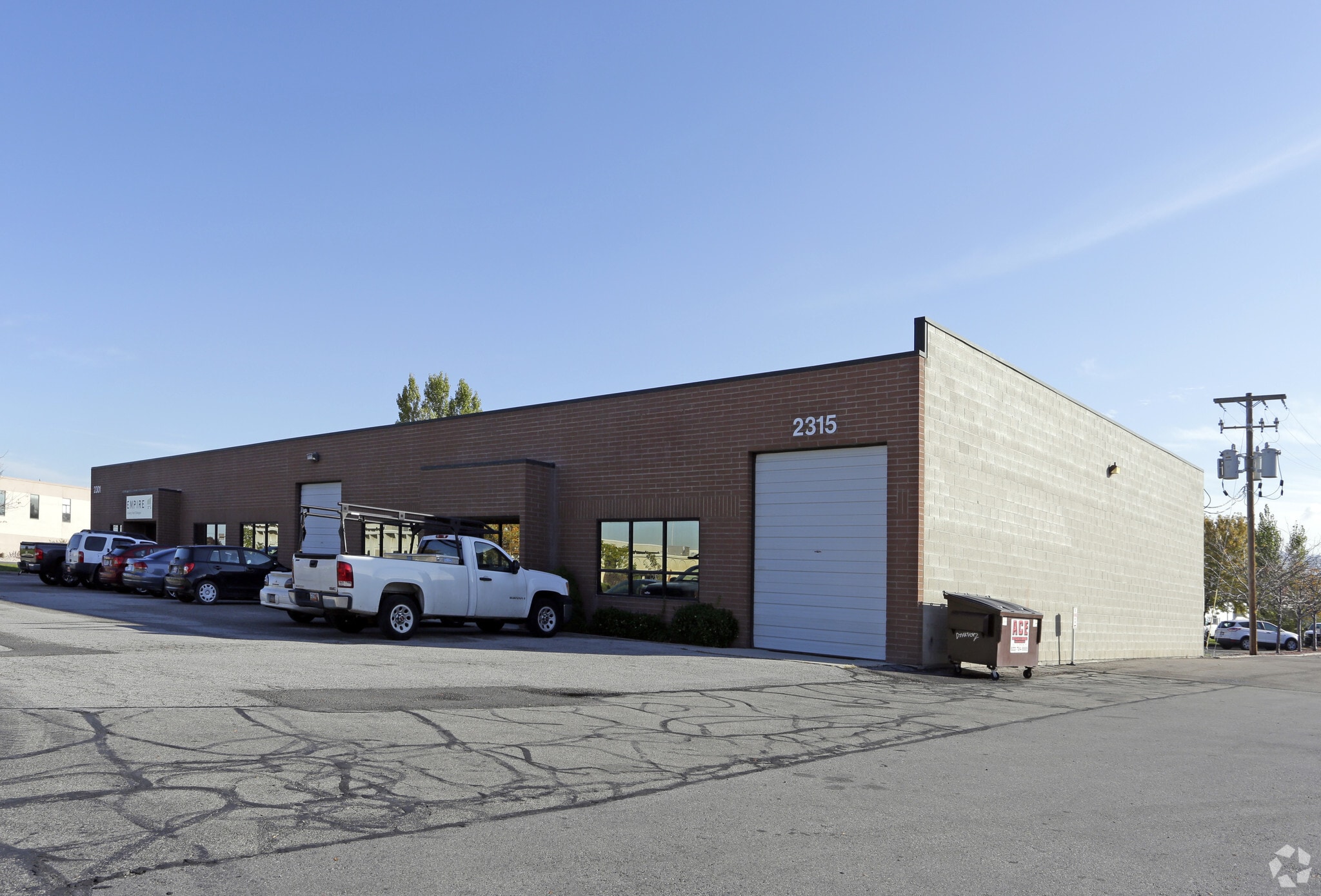 2301-2315 Decker Lake Blvd, Salt Lake City, UT for lease Primary Photo- Image 1 of 5